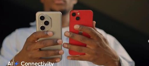Comparing the HONOR 400 with another phone